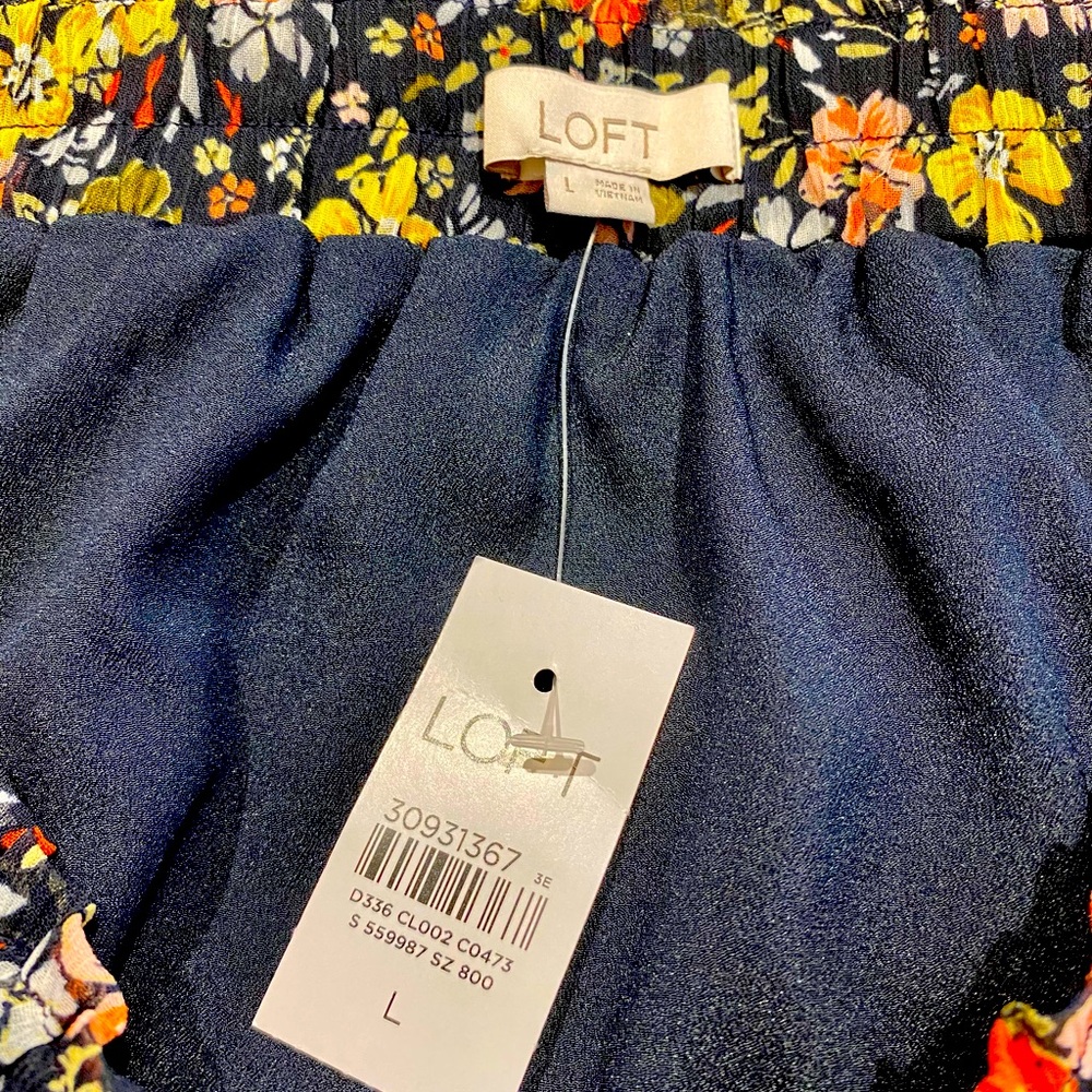 NWT-Loft-Floral-lined elastic waist skirt. So cute and comfortable. - Picture 3 of 4